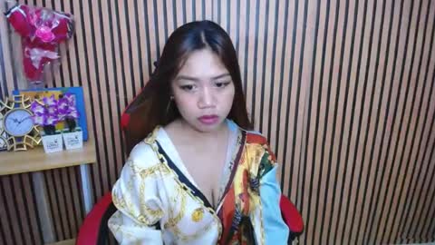 Snapshot of rosie_adeline chatting on 12.18.24 rosie online show from 12.18.24