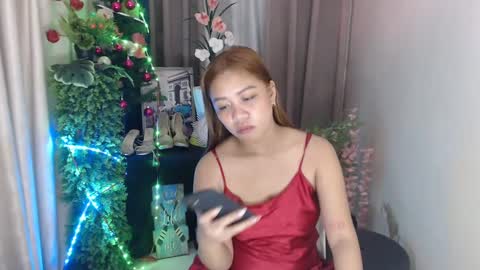 Snapshot of rosie_adeline chatting on 12.22.24 rosie online show from 12.22.24