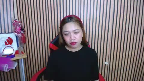 Snapshot of rosie_adeline chatting on 01.27.25 rosie online show from 01.27.25