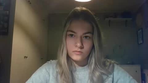 Snapshot of rosie_june chatting on 12.10.24 Rosie online show from 12.10.24