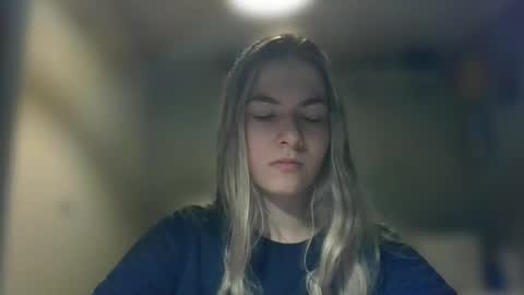 Snapshot of rosie_june chatting on 12.12.24 Rosie online show from 12.12.24