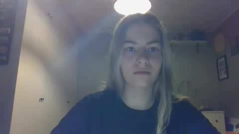 Snapshot of rosie_june chatting on 12.17.24 Rosie online show from 12.17.24