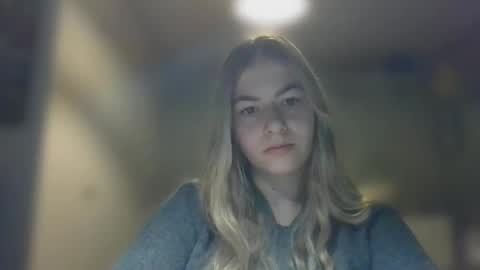 Snapshot of rosie_june chatting on 12.23.24 Rosie online show from 12.23.24