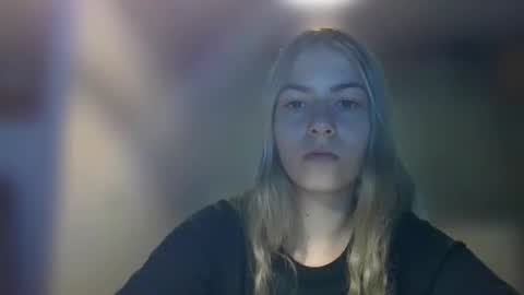 Snapshot of rosie_june chatting on 02.04.25 Rosie online show from 02.04.25