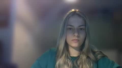 Snapshot of rosie_june chatting on 02.18.25 Rosie online show from 02.18.25