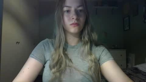 Snapshot of rosie_june chatting on 10.13.25 Rosie online show from 10.13.25