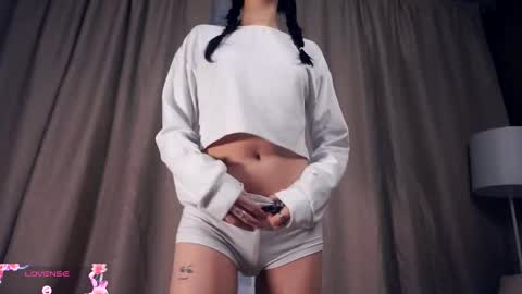 Edwina online show from 11.12.25