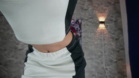 Snapshot of ross_b1 chatting on 12.13.24 ROSS - online show from 12.13.24