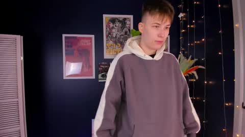 Mia online show from 11.19.25