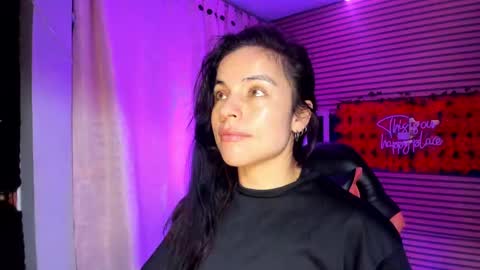 Snapshot of rosse_25 chatting on 09.29.25 Would you like to help me with supplementation and sports suits so I can compete in powerlifting online show from 09.29.25