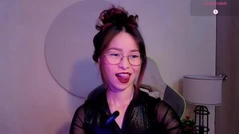 Snapshot of rosse_98_ chatting on 06.28.26 Miss Rosse online show from 06.28.26