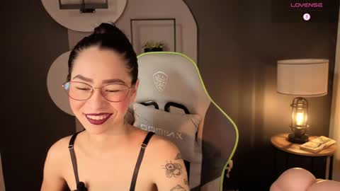 Snapshot of rosse_98_ chatting on 07.16.26 Miss Rosse online show from 07.16.26
