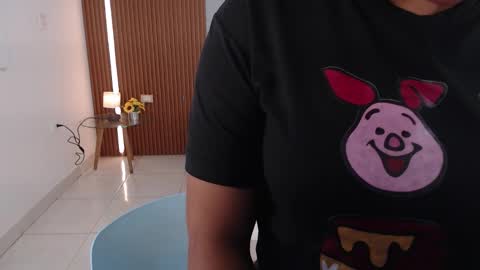 Rossi Hill online show from 02.06.26