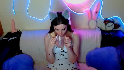 Snapshot of rosy_madison77 chatting on 11.09.25 rosy_madison77 online show from 11.09.25