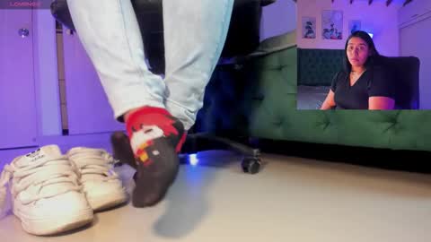 rosyejones online show from 11.28.25