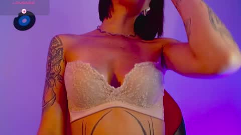 Snapshot of rot_wallace chatting on 10.08.25 rot_wallace online show from 10.08.25