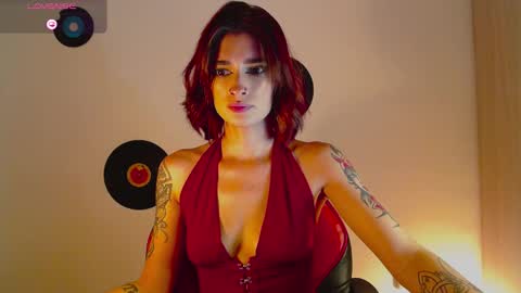 Snapshot of rot_wallace chatting on 10.29.25 rot_wallace online show from 10.29.25