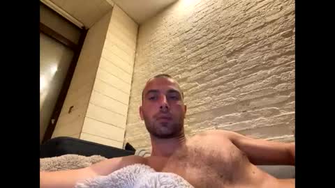 Snapshot of rotteei1 chatting on 09.25.25 rotteei1 online show from 09.25.25