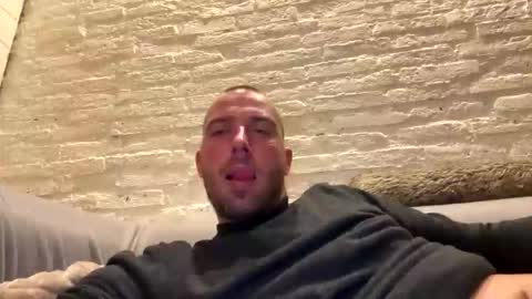 Snapshot of rotteei1 chatting on 10.16.25 rotteei1 online show from 10.16.25