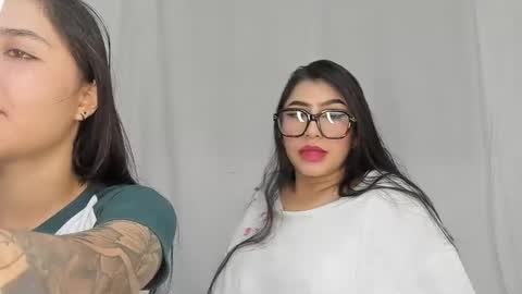 Snapshot of rous_and_sweet chatting on 10.31.25 Rous and Sweet online show from 10.31.25