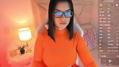 Snapshot of rouse_benett27 chatting on 10.30.25 online show from 10.30.25