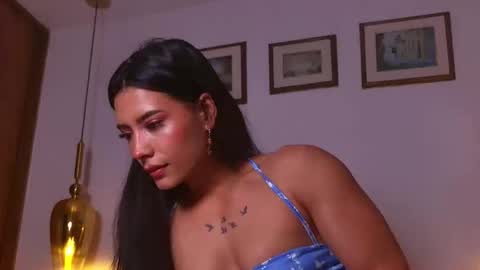 Snapshot of rouse_leon chatting on 11.23.25 Rouse leon online show from 11.23.25