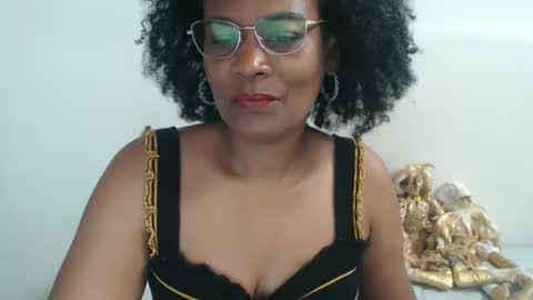 luxa online show from 12.23.24