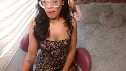 Rouss marie henao  online show from 12.12.24