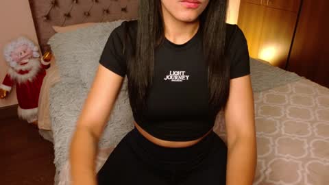 Rouss marie henao  online show from 01.02.25
