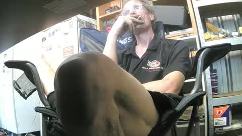 Snapshot of rover_ chatting on 11.07.25 rover_ online show from 11.07.25