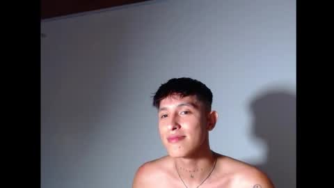 Snapshot of rowanboy23 chatting on 07.19.26 rowanboy23 online show from 07.19.26