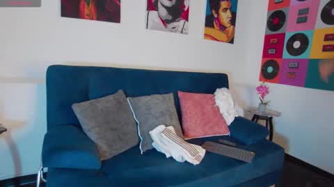 Rowan online show from 10.15.25