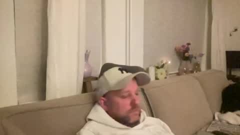 rowannp1 online show from 04.24.26