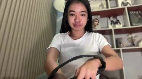 roweena online show from 07.19.26