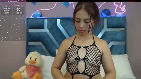 Snapshot of roxan_fox_ chatting on 03.02.26 Roxane online show from 03.02.26