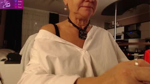 Snapshot of roxana_brooks chatting on 12.06.24 Roxana online show from 12.06.24