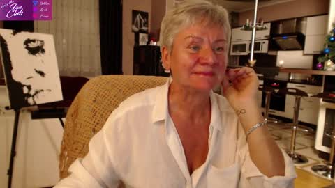 Snapshot of roxana_brooks chatting on 01.08.25 Roxana online show from 01.08.25