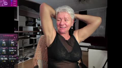 Snapshot of roxana_brooks chatting on 01.25.25 Roxana online show from 01.25.25