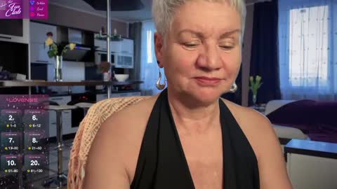 Snapshot of roxana_brooks chatting on 02.16.25 Roxana online show from 02.16.25