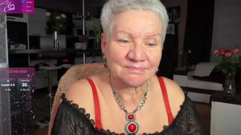 Snapshot of roxana_brooks chatting on 02.18.25 Roxana online show from 02.18.25