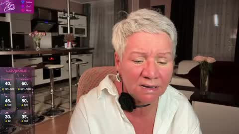 Snapshot of roxana_brooks chatting on 03.06.25 Roxana online show from 03.06.25