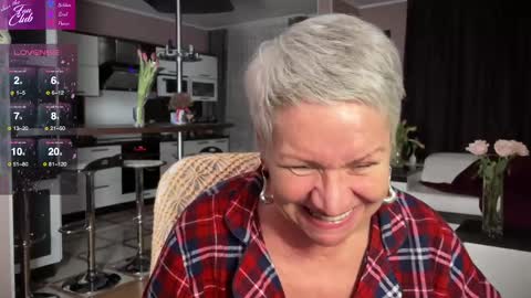 Snapshot of roxana_brooks chatting on 03.12.25 Roxana online show from 03.12.25