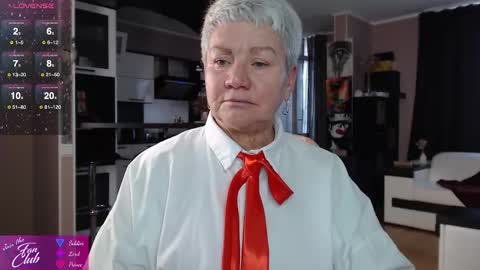 Snapshot of roxana_brooks chatting on 09.24.25 Roxana online show from 09.24.25