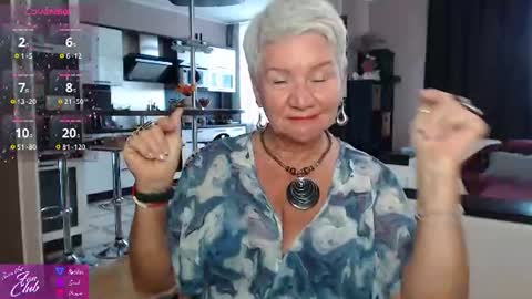 Snapshot of roxana_brooks chatting on 06.24.26 Roxana online show from 06.24.26