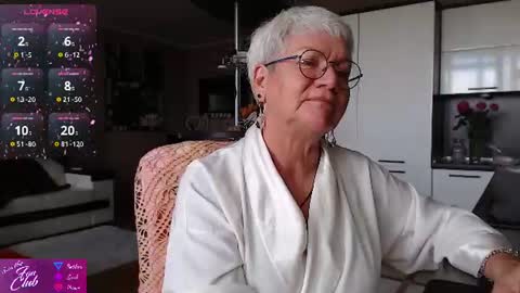 Snapshot of roxana_brooks chatting on 08.02.26 Roxana online show from 08.02.26