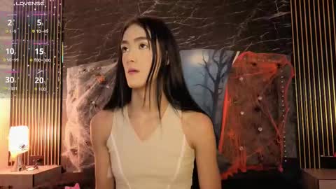 Snapshot of roxana_scottt chatting on 10.18.25 roxana_scottt online show from 10.18.25