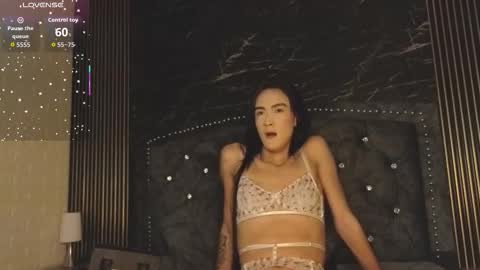 Snapshot of roxana_scottt chatting on 11.06.25 roxana_scottt online show from 11.06.25