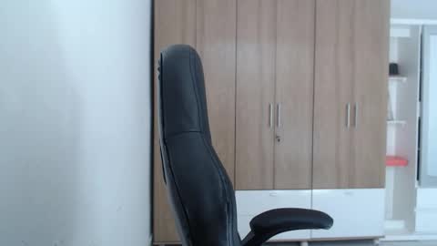 Roxana online show from 02.27.26