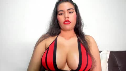 Snapshot of roxanamariahills_ chatting on 12.02.24 Rosita online show from 12.02.24