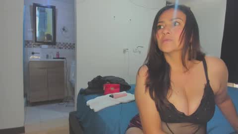 Snapshot of roxanasexy2025 chatting on 03.07.25 roxanasexy2025 online show from 03.07.25